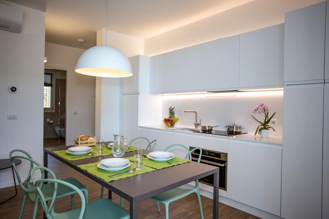 Aparthotel Residenza Olivo Garda  Esterno foto