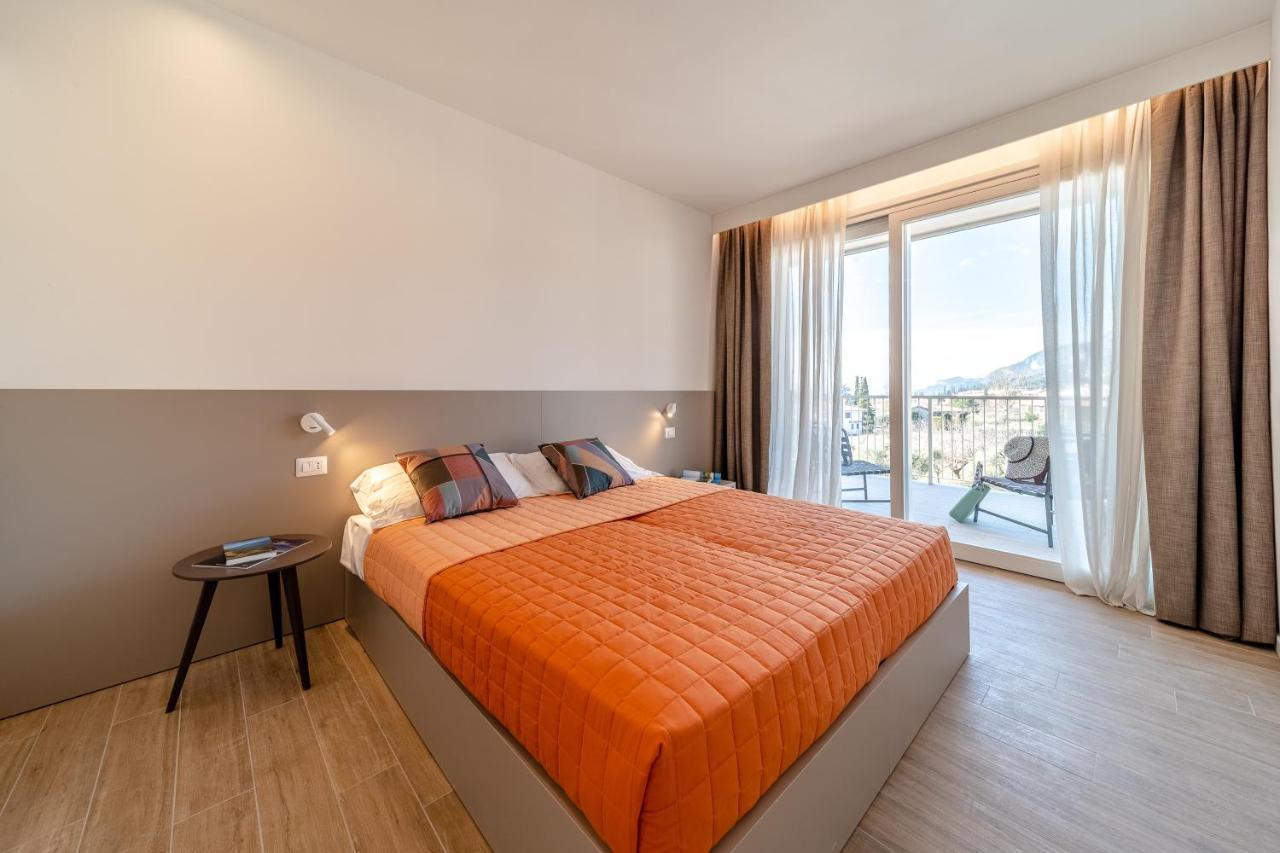 Aparthotel Residenza Olivo Garda  Esterno foto